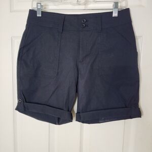 Eddie‎ Bauer Women's black rolled hem bermuda Shorts NWOT 4